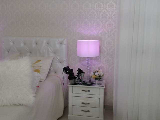 Lähettää kuvakaappauksia Ximena-Ferrer