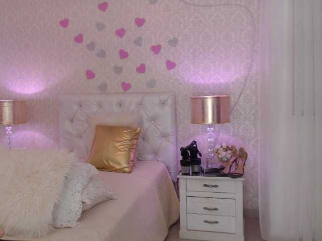 Lähettää kuvakaappauksia Ximena-Ferrer