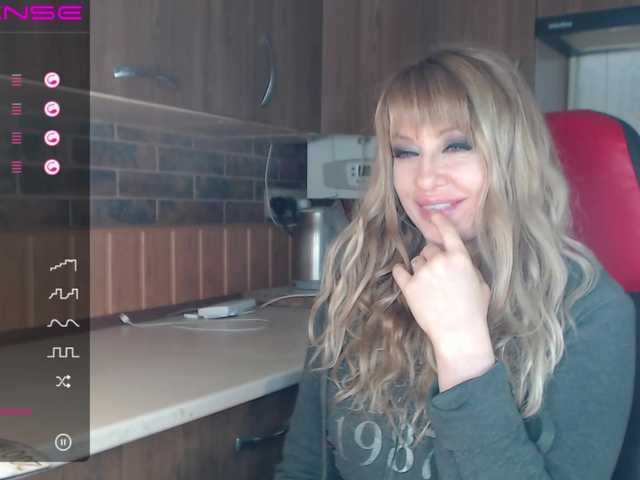 Lähettää kuvakaappauksia RrredQueen