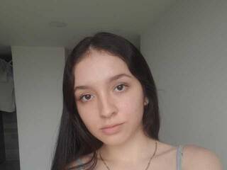 Eroottinen videokeskustelu Xlunaaa