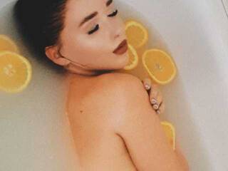 Eroottinen videokeskustelu XOlina