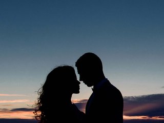 Eroottinen videokeskustelu Newerlove