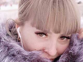 Eroottinen videokeskustelu XTifanix