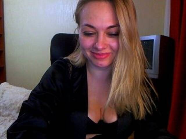 Lähettää kuvakaappauksia _Kisuly_