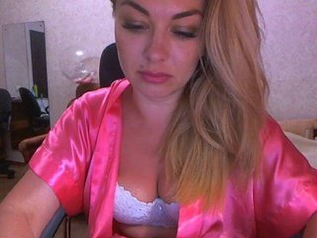 Lähettää kuvakaappauksia _Kisuly_