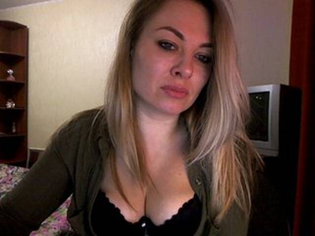 Lähettää kuvakaappauksia _Kisuly_