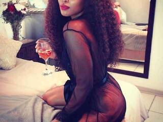 Eroottinen videokeskustelu Sadeh_