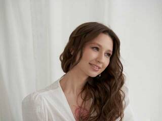 Eroottinen videokeskustelu YourLovelyStory