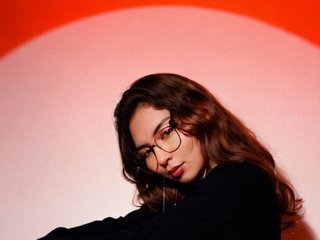 Eroottinen videokeskustelu YourMaddy