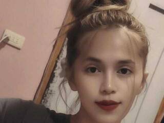 Eroottinen videokeskustelu YourMochii