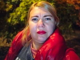 Eroottinen videokeskustelu YourMommyy