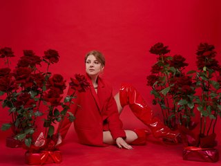 Eroottinen videokeskustelu YourUniverser