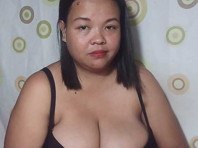 Lähettää kuvakaappauksia yummytits28