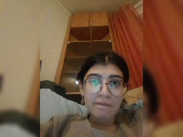 Lähettää kuvakaappauksia ZARApi7877