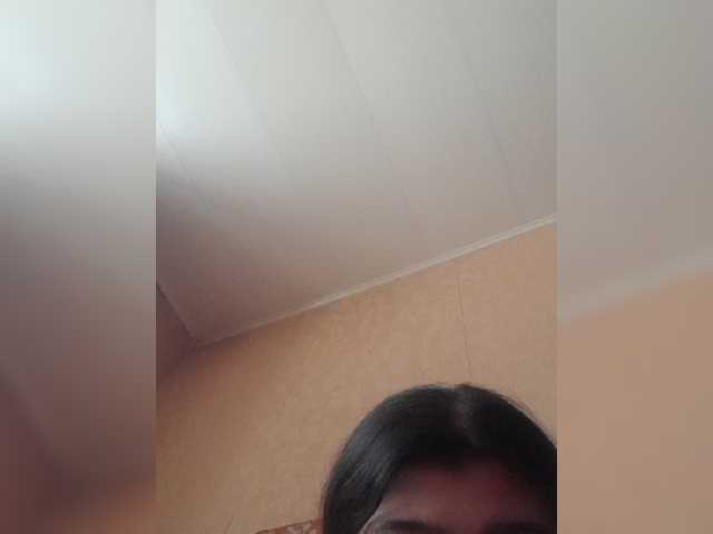 Lähettää kuvakaappauksia ZARApi7877