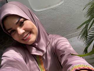 Eroottinen videokeskustelu ZareenMajluf