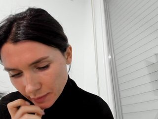 Eroottinen videokeskustelu ZoiKissy