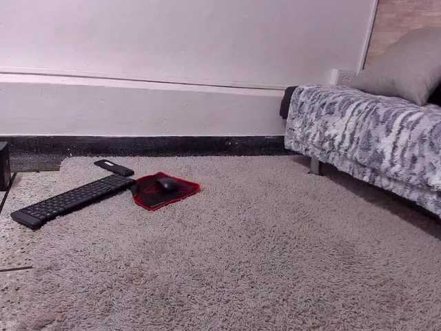 Lähettää kuvakaappauksia Zzoee